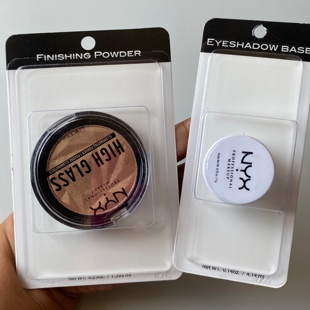 Lot of 2 NYX Eyeshadow base & illuminating Powder